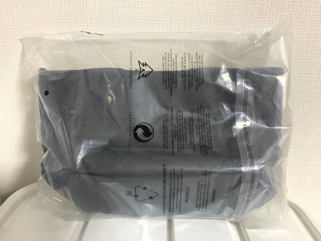 【新品未使用】ウノピゥウノウグァーレトレ ミニトートバッグ