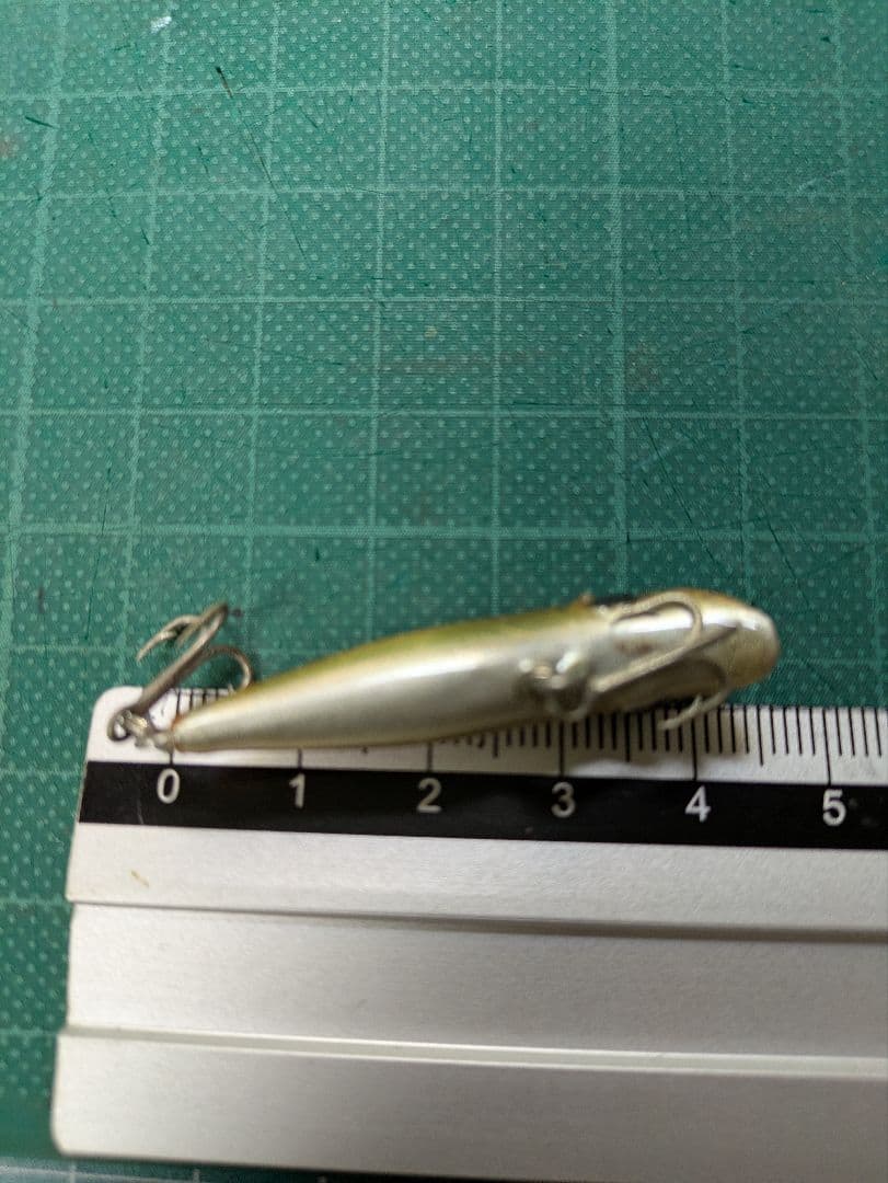 超貴重4.5cmミラクルワークスウッドメケメケ ミノータイプルアー 赤金ウッド