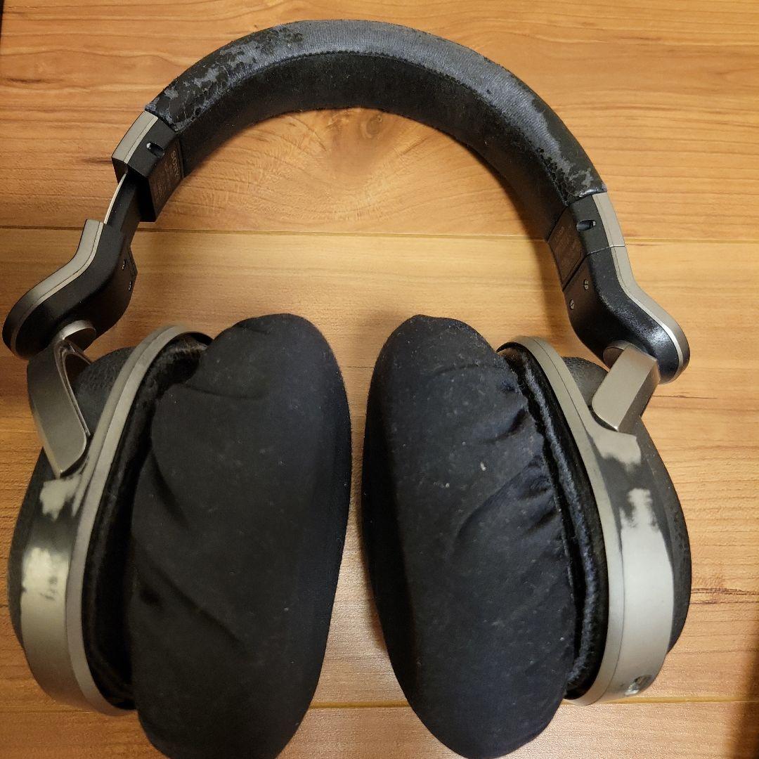 デジタルサラウンドヘッドホンシステム MDR-HW700DS(SONY)