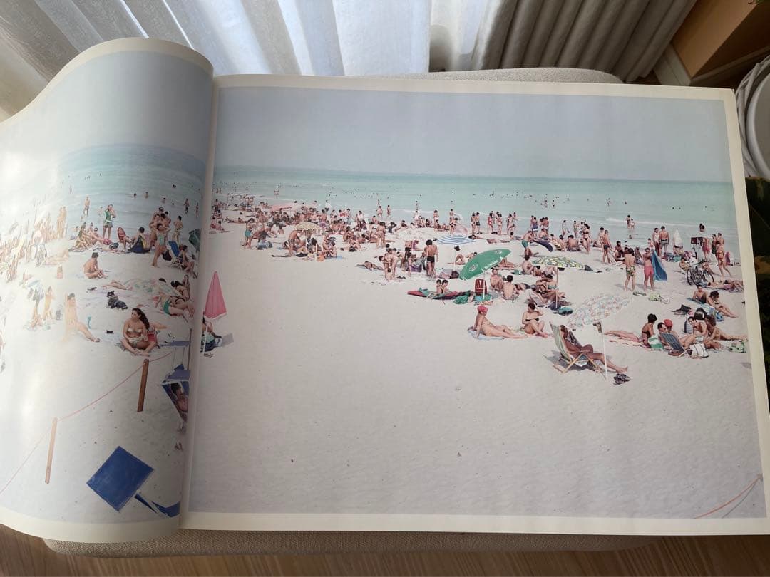 新品Massimo Vitali Landscape with Figures