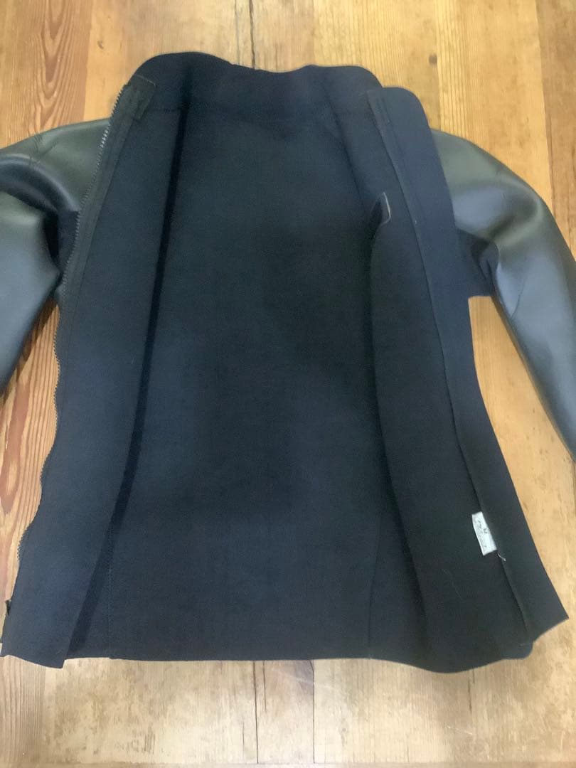 AIRTIGHT（エアタイト） タッパー　フロントジップ　メンズM 美品