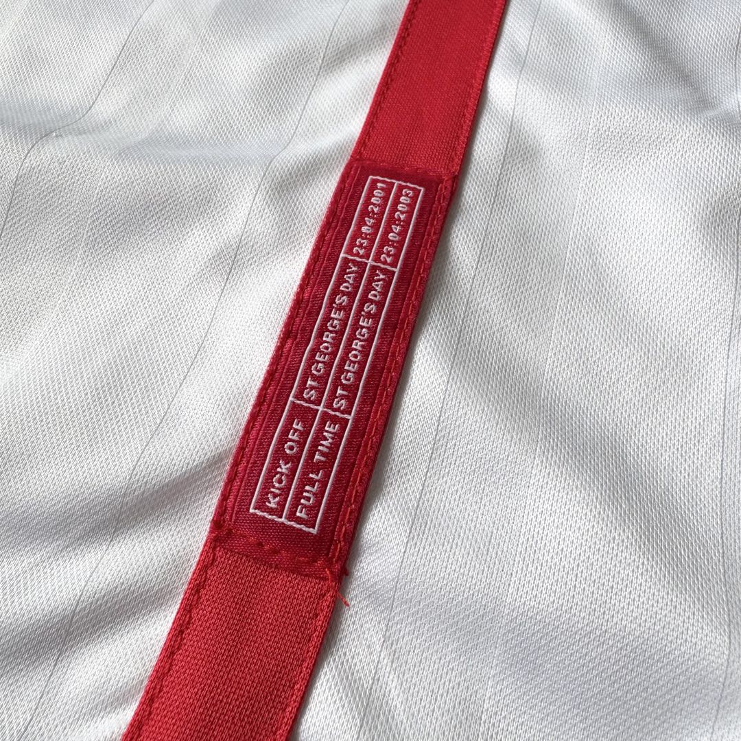 【正規品・ロングスリーブ】デビッド・ベッカム ＃７ イングランド代表 ２００２