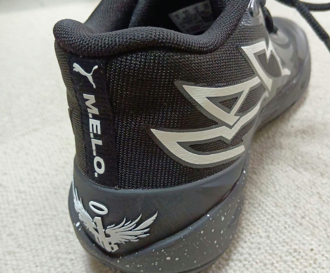 超美品PUMA Melo ブラックバスケットシューズ