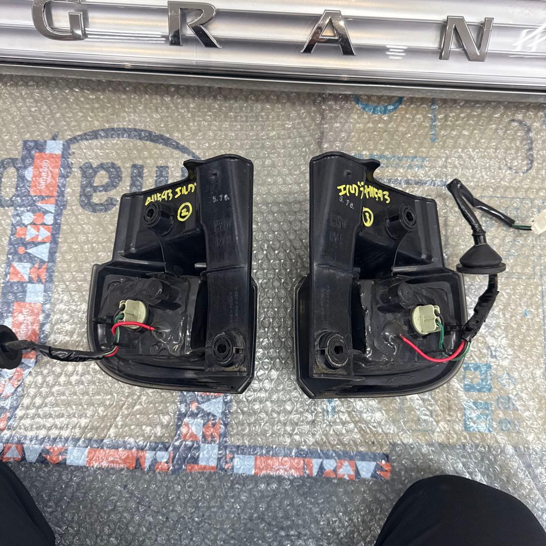 E51エルグランド LEDテールランプセット⭐︎美品