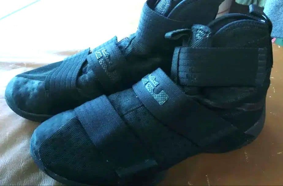 シューズ(男性用) NIKE ZOOM LEBRON SOLDIER 10 29cm