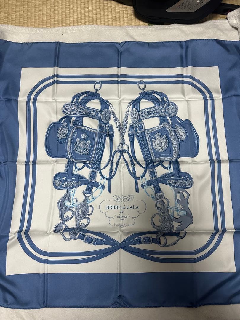 極美品　HERMESエルメス　カレ90《BRIDES de GALA》式典用馬勒