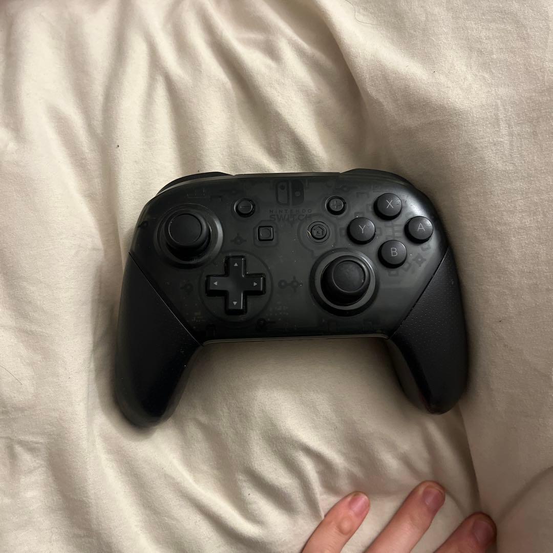 Nintendo Switch 本体 + Proコントローラー