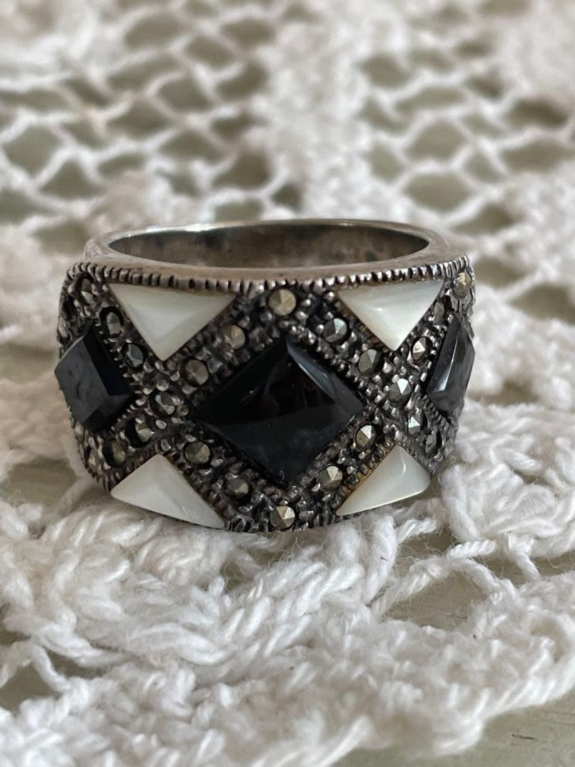 シルバー925白蝶貝オニキスマーカサイトリング　天然石リング