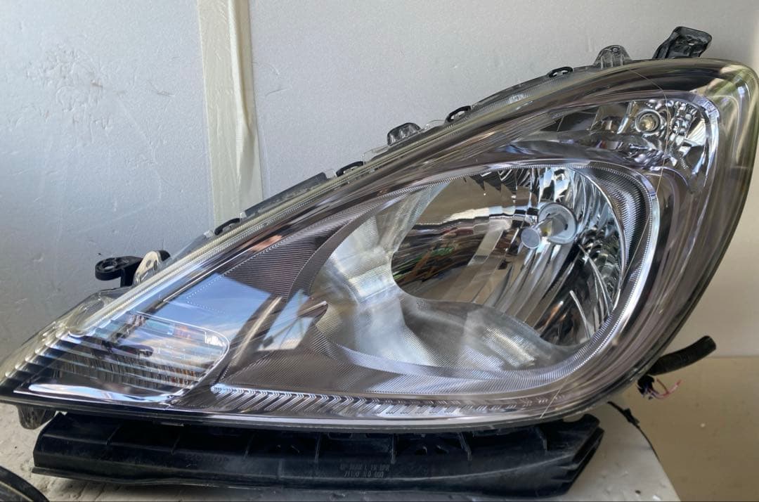 ホンダ フィット GP1 / GE系 純正ヘッドライト 左右セット