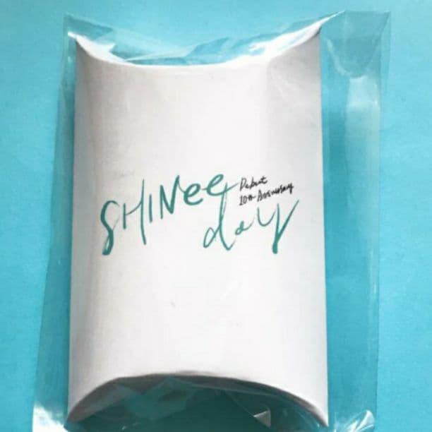 SHINee 10周年記念グッズ ブレスレット