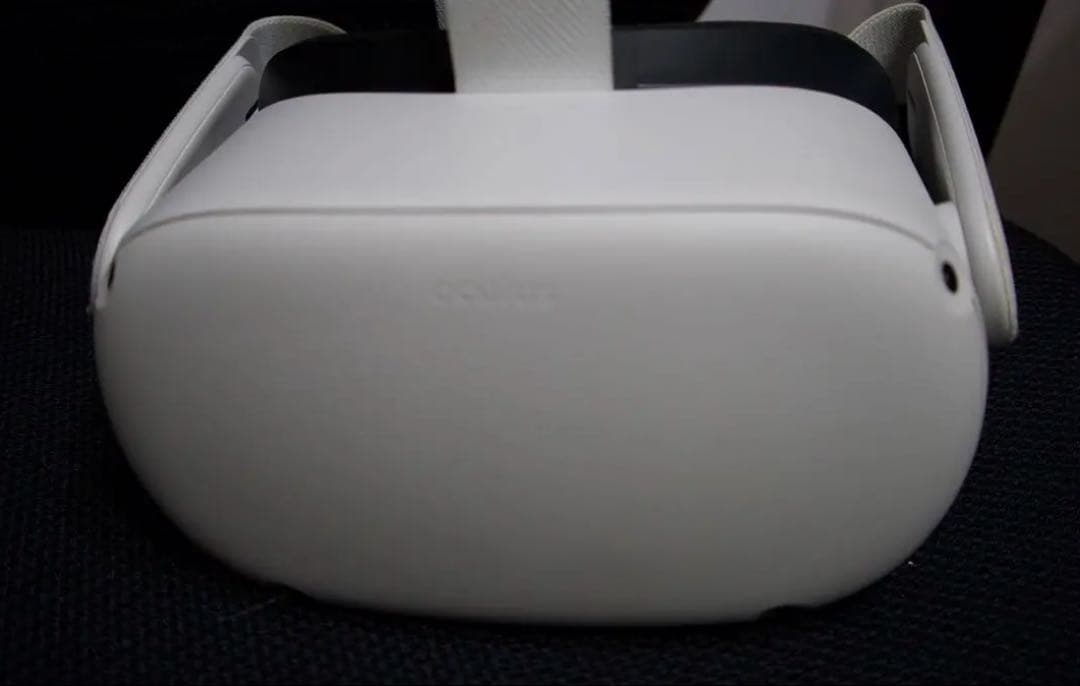  Quest 2 ヘッドセットとコントローラー2個　64GB