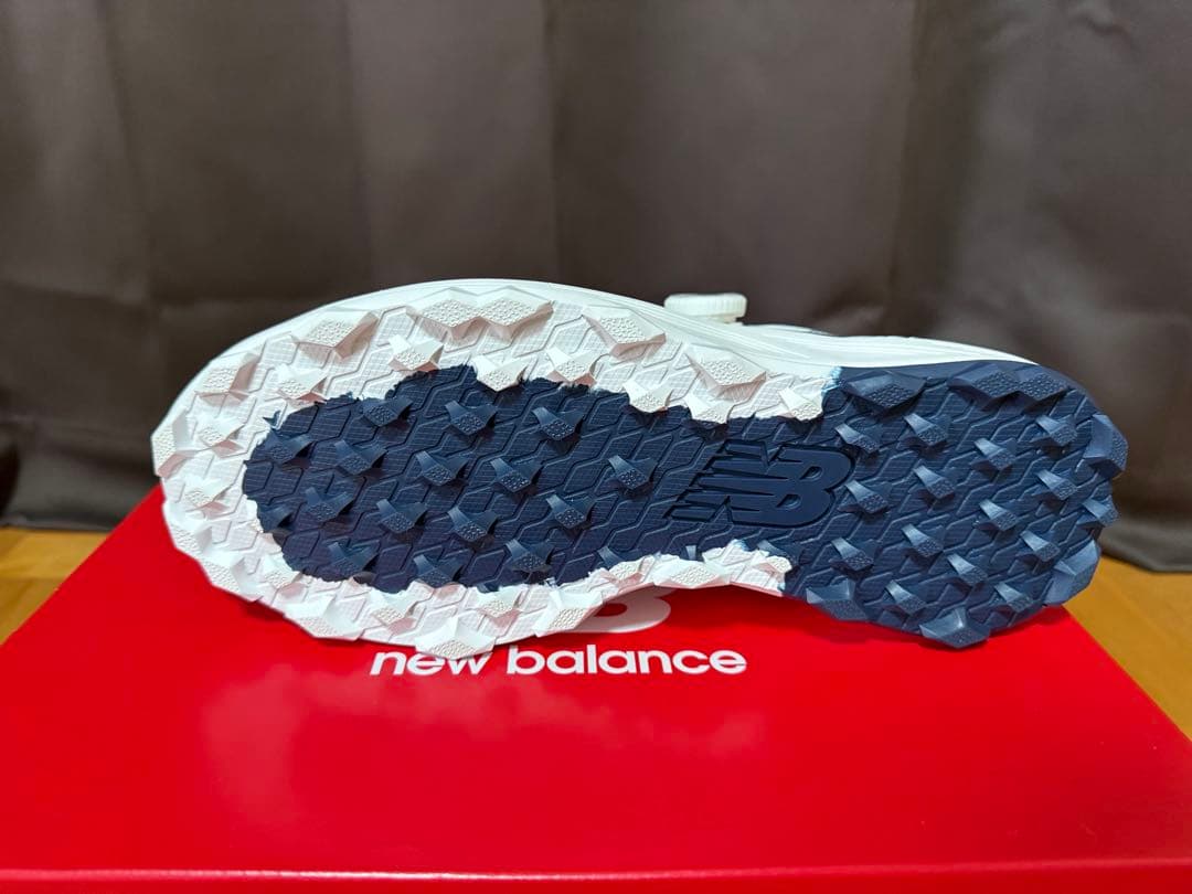 2500 v5 SL Boa@ UG2500B2E 26.0cmゴルフシューズ