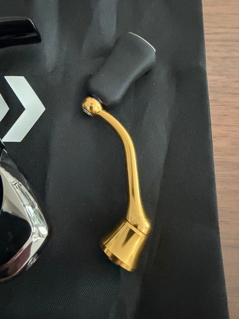 新品 Daiwa ダイワ Legalis スピニングリール LT2000S-P