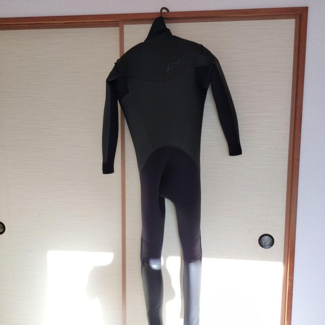 美品HOTLINEウエットスーツ