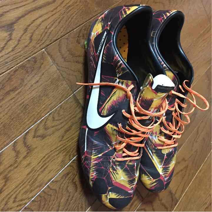 ナイキ  マーキュリアルトロピカルパック28.5
