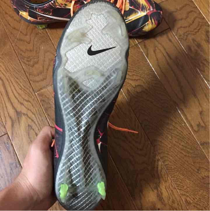 ナイキ  マーキュリアルトロピカルパック28.5