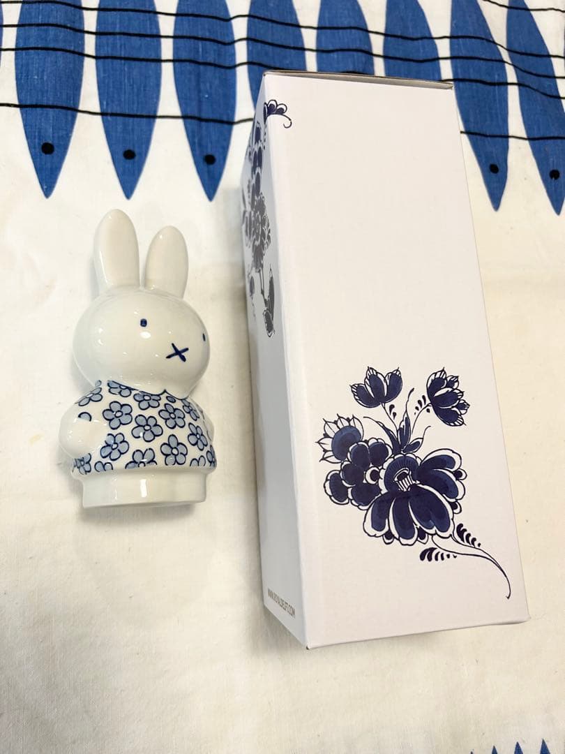 ぽ*こ様 ミッフィー　ロイヤルデルフト　置物　陶器人形　オランダ