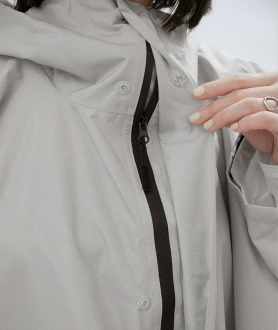 新品【KiU for SALON】別注レインポンチョ　アダムエロペ