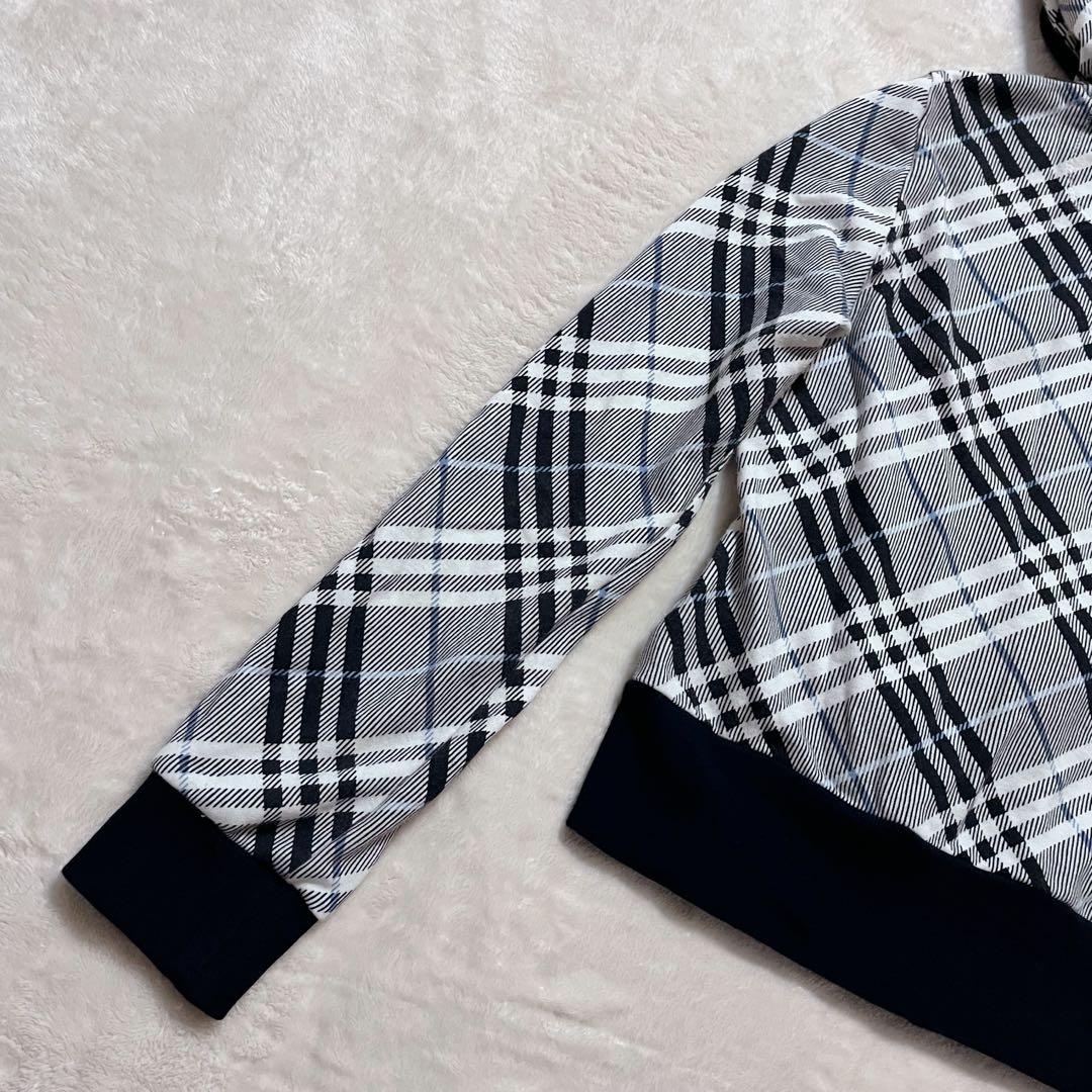 バーバリーブルーレーベル ノバチェック ホースロゴ刺繍 ジップアップパーカー