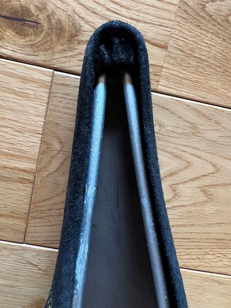 3ttt ビンテージスエードサドル 美品