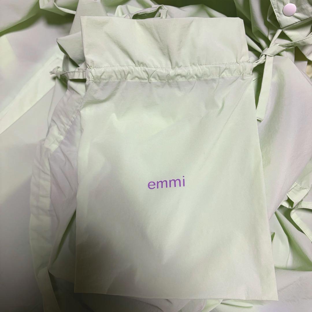 【美品】emmi atelier 撥水ポンチョコート　レインコート　エミアトリエ