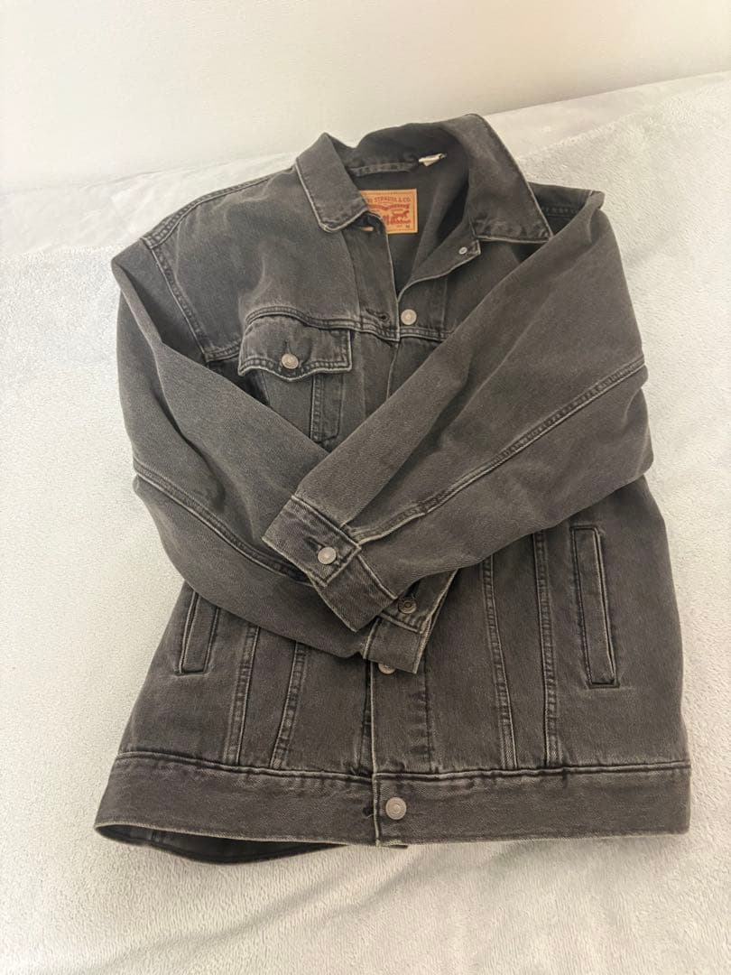 Levi's ブラックデニムジャケットM