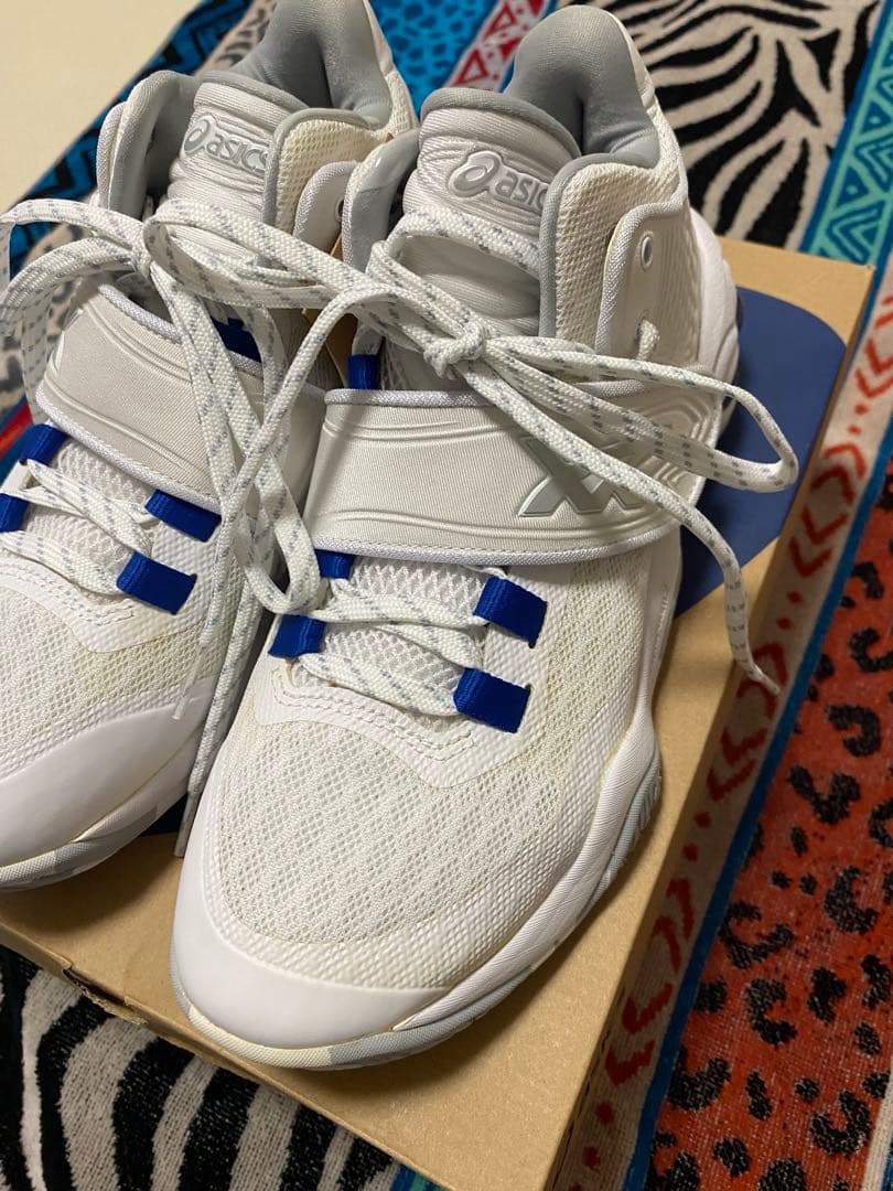 シューズ(男性用) INVADE NOVA WHITE/PURE SILVER 24.5