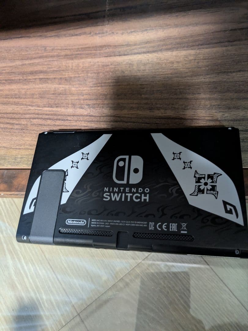 Nintendo Switch 本体 モンハンライズ　Edition