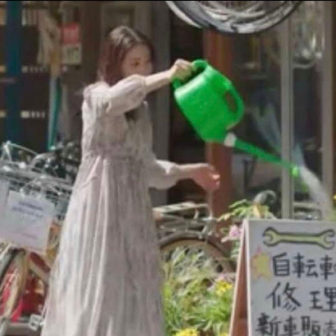 完売品✨新品級✨セルフォード ドラマ着用品 スノーブーケプリントロングワンピース