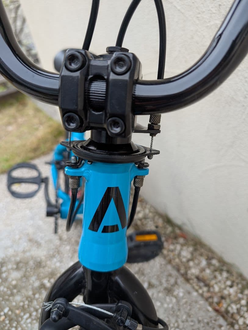Ares Bikes STN BMX自転車 青 16インチ