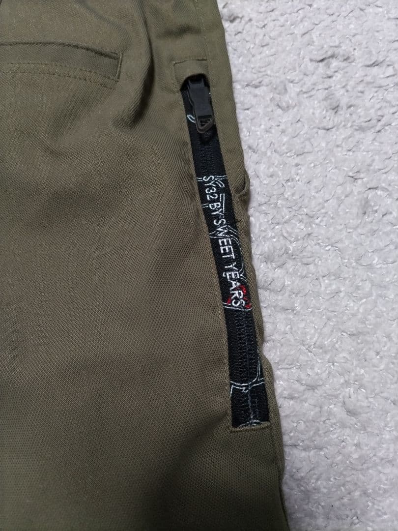 SY32ゴルフ ストレッチ　ハーフパンツ　カーキ