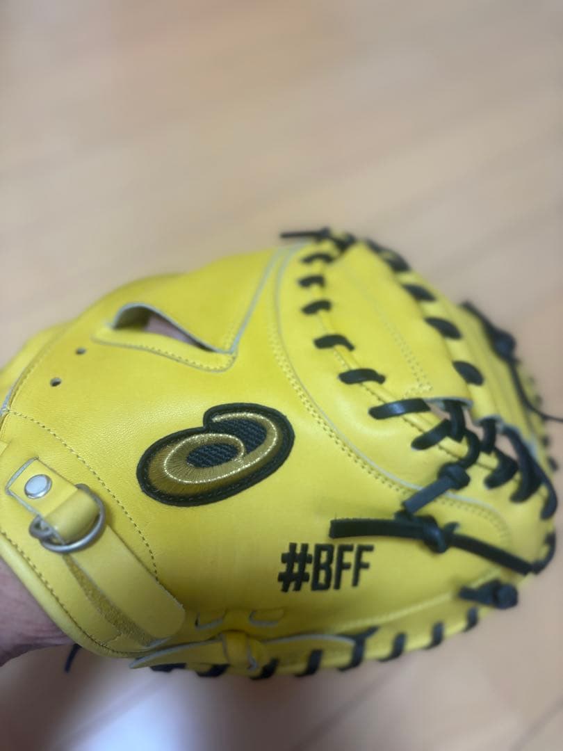 【2/25期間限定本日終了】asics GOLDSTAGE 軟式グローブ