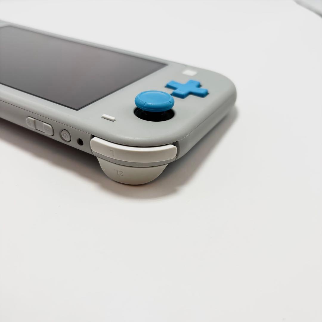 【美品】【限定】Nintendo Switch Lite ザシアン ザマゼンタ