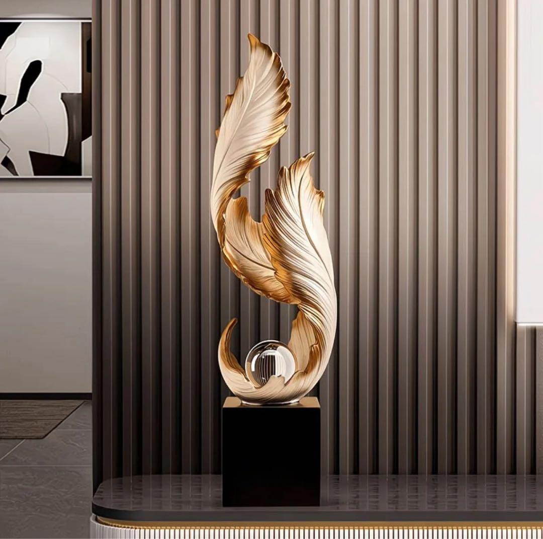 流れる葉デザインのインテリアオブジェ