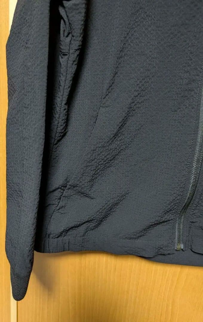 デサント　ゴルフ　スクエアメッシュ ウィンドジャケット