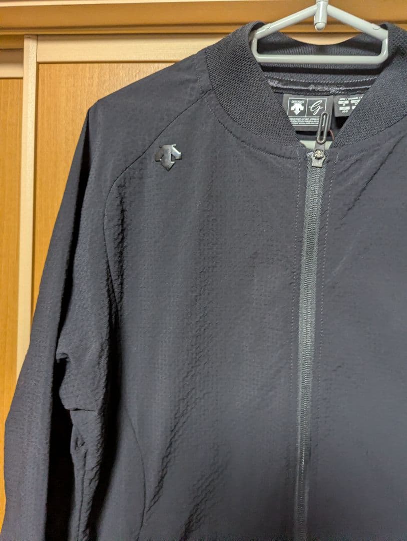 デサント　ゴルフ　スクエアメッシュ ウィンドジャケット