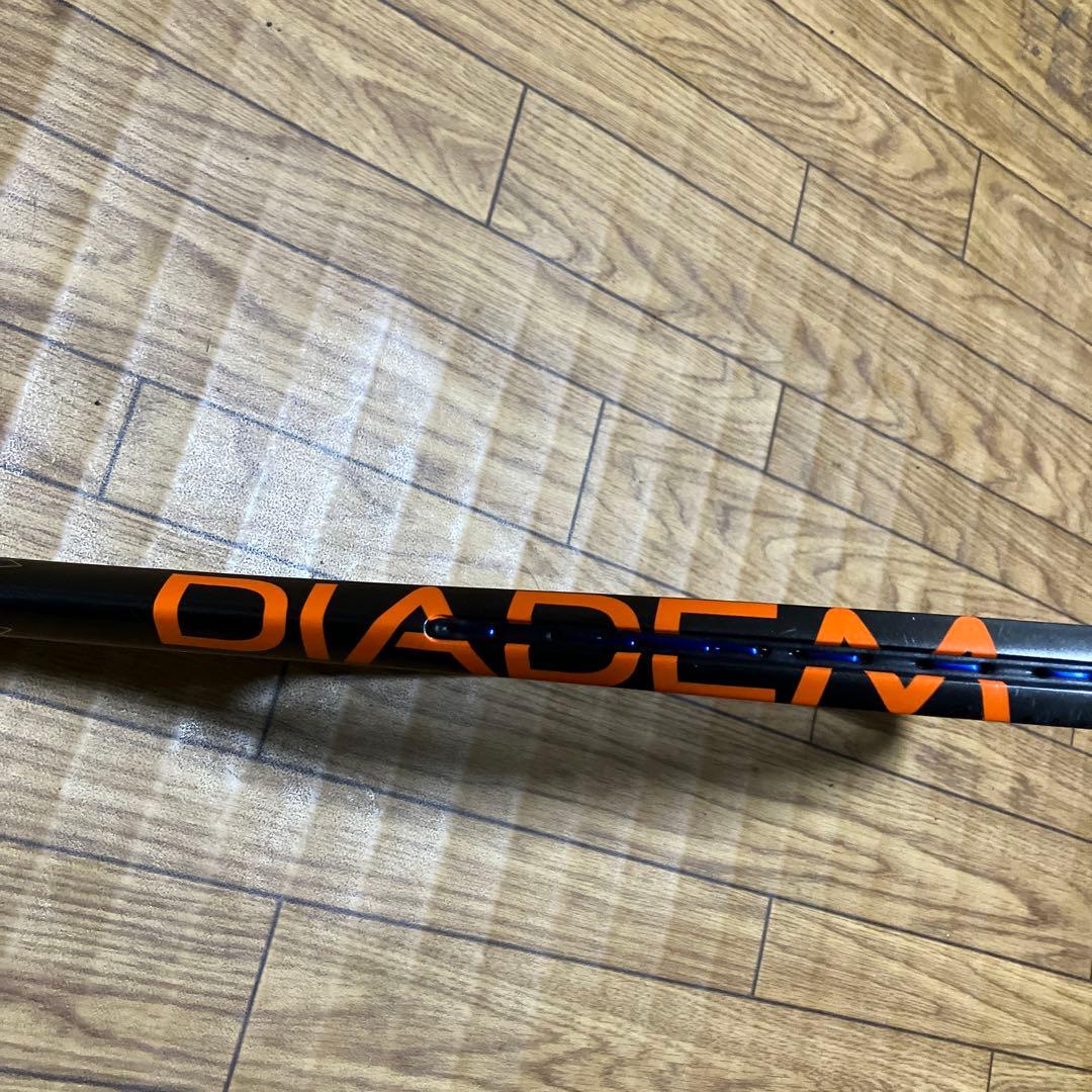 DIADEM AXIS100 G2テニスラケット 黒/オレンジ