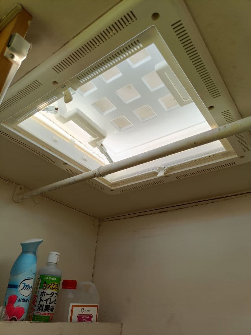 キャンピングトレーラー　サンスター370