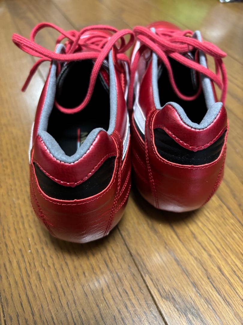 【新品】ミズノ モレリア 2 ジャパン 40周年記念モデル　ルビーレッド