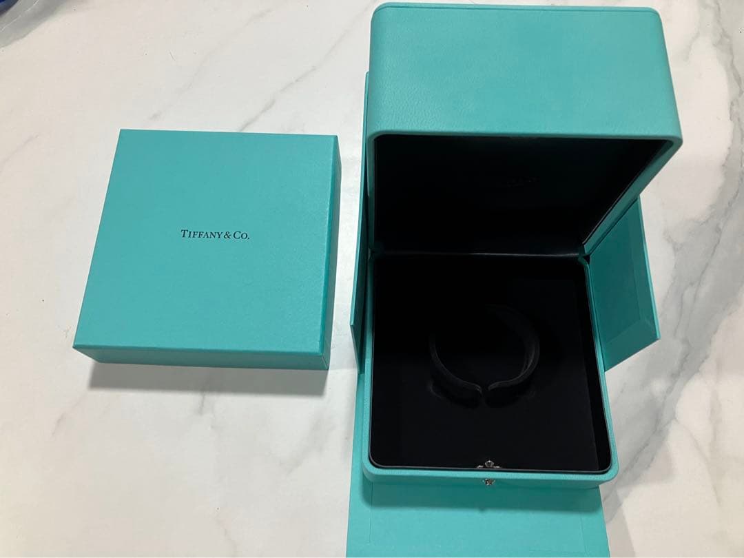 Tiffany ティファニー　バングルケース空箱