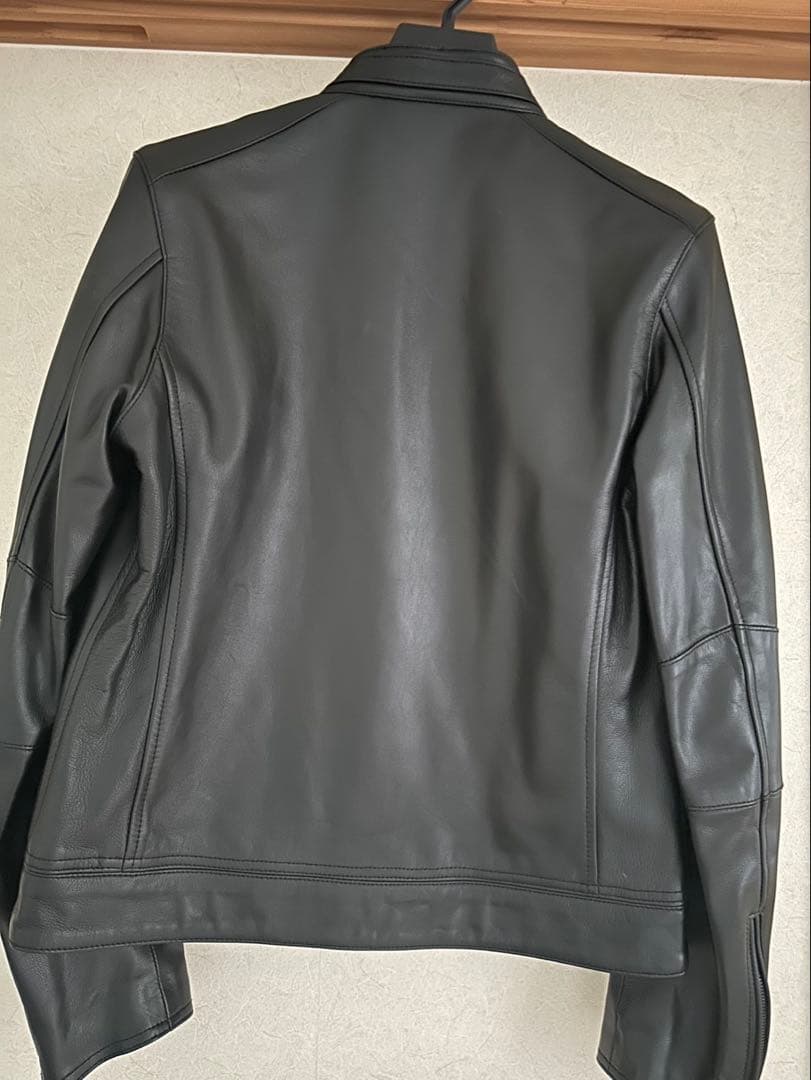 専用　　AOURE 黒 レザージャケット