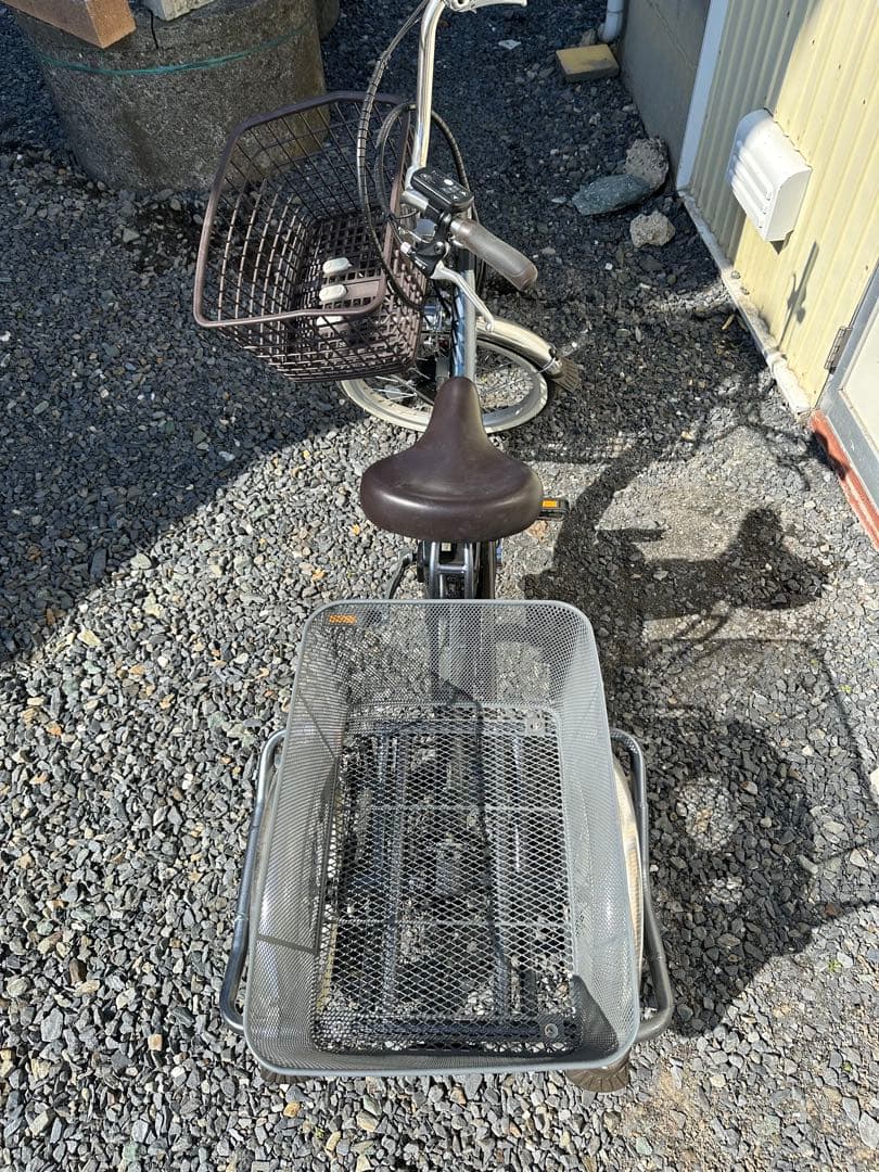 電動アシスト三輪車　使用時間僅か
