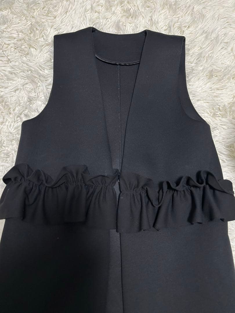 Secret Trophy シークレットトロフィー ダンボールフリルジレ