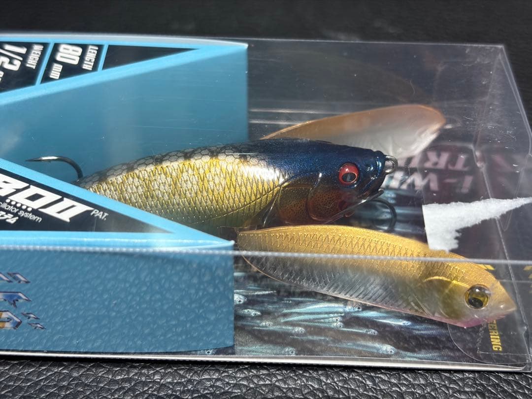 Megabass iウイングトリプルフライ×4 ①