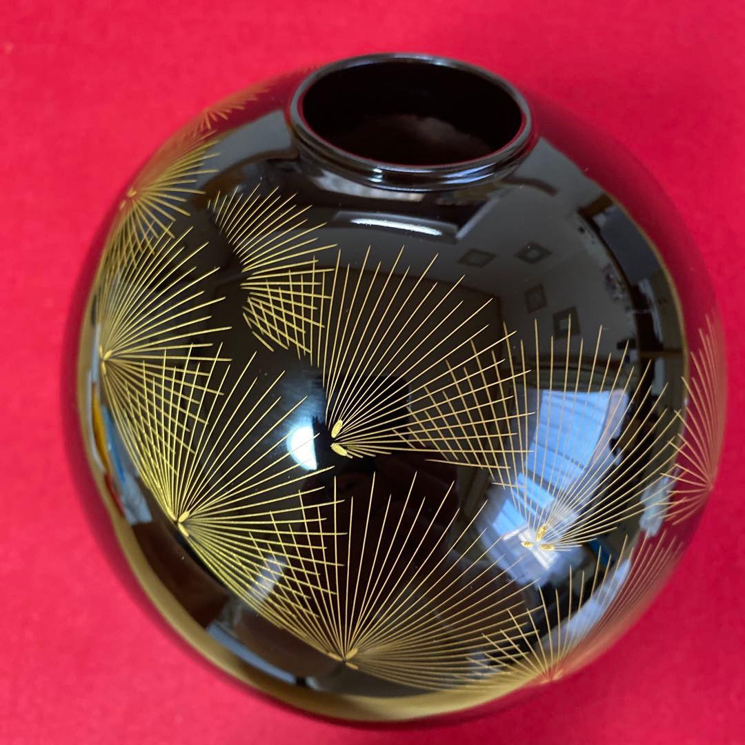 輪島塗　中谷作　漆器　丸花器　寿松　沈金　1点 花台付き　花瓶　フラワーベース