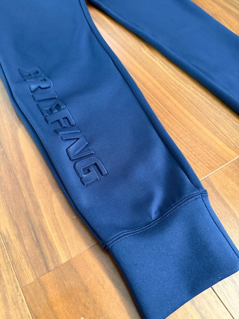 【綺麗め】BRIEFING ゴルフパンツ　3D ジョガーパンツ　M 紺