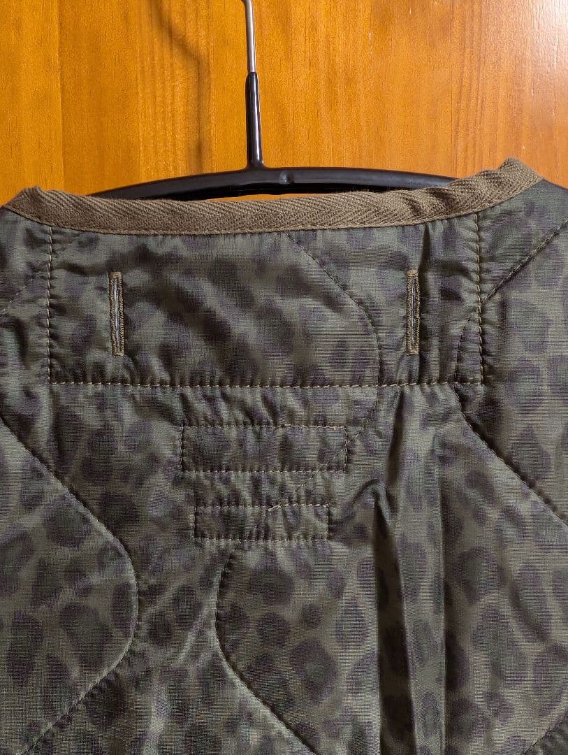 TURN ME ON® キルティングベストレオパード L