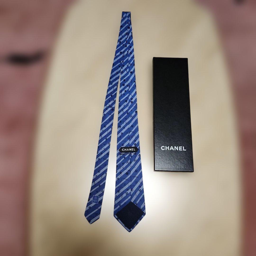CHANEL 青 ストライプ ネクタイ 箱付き