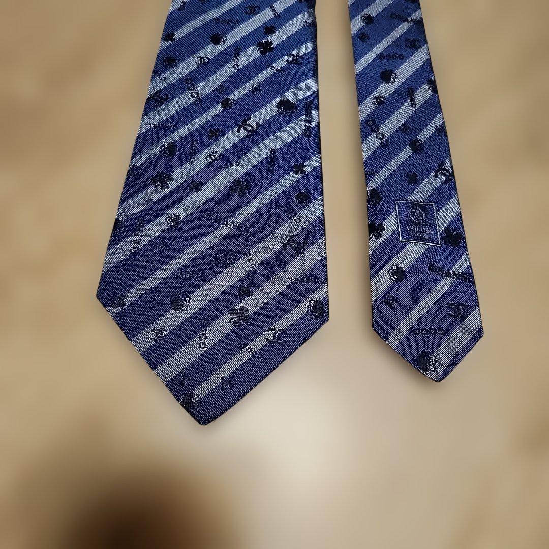 CHANEL 青 ストライプ ネクタイ 箱付き