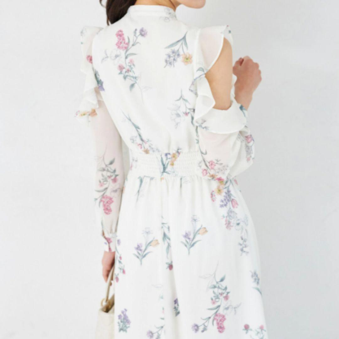 【新品】tocco closet ラッフルフリルオープンショルダーワンピース